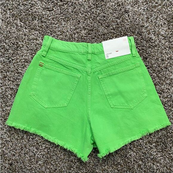 BDG Chewed A-Line High Rise Denim Shorts Size 26 NWT Neon Green - Picture 7 of 7